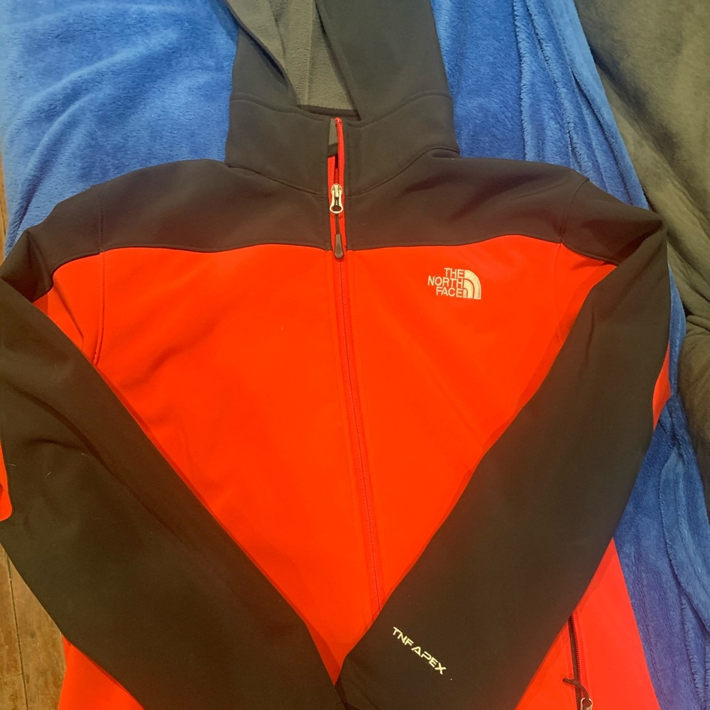 THE NORTH FACE ZIP UP JACKET